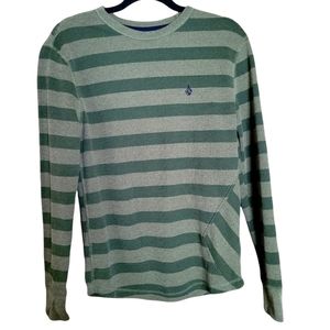 Volcom green long-sleeved shirt Size M